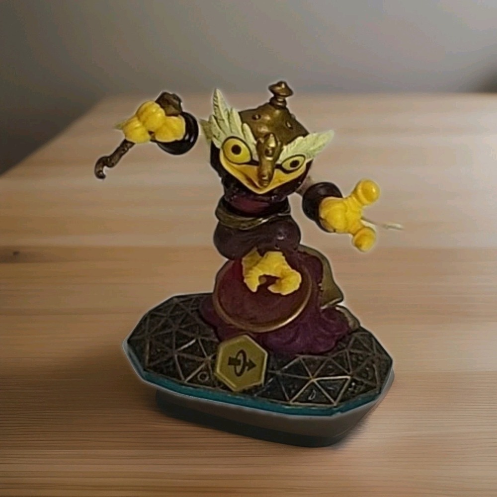 Skylanders Hootloop Character Figure Purple and Gold Skylanders Series Toy( Read